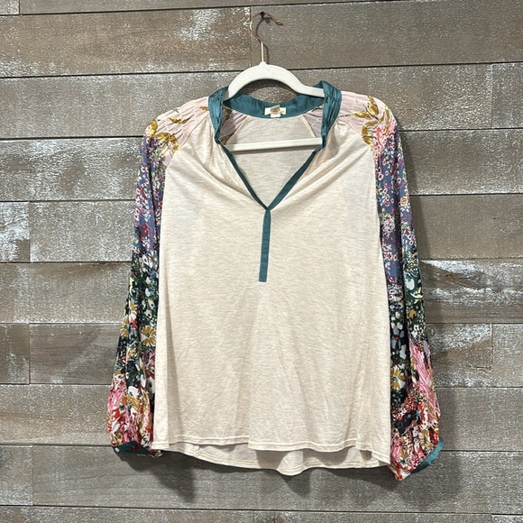 Anthropologie TINY boho multicolored floral ballon sleeved top size small - Picture 2 of 8
